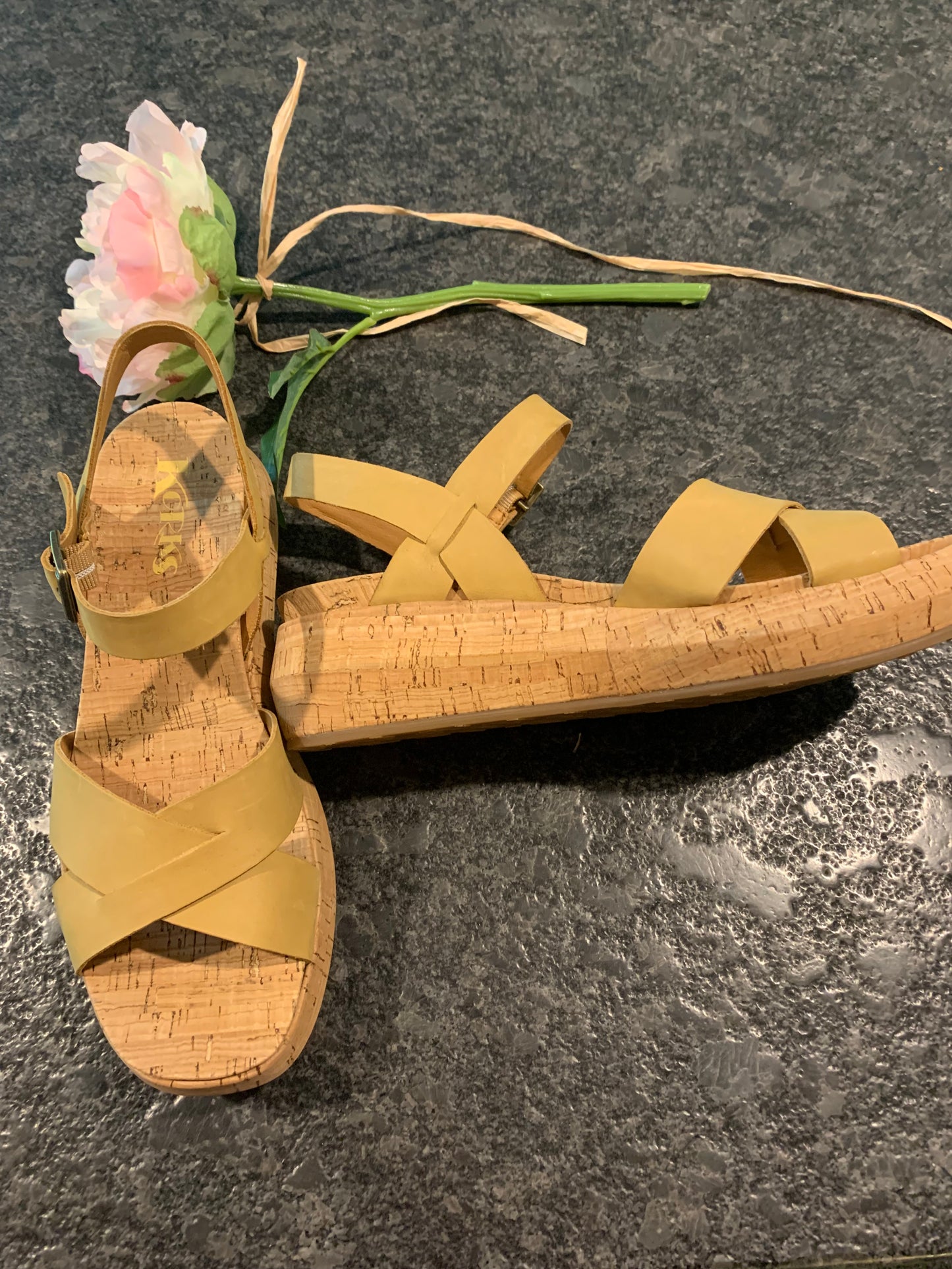 Korks Mustard Platform Sandal (NWOT)