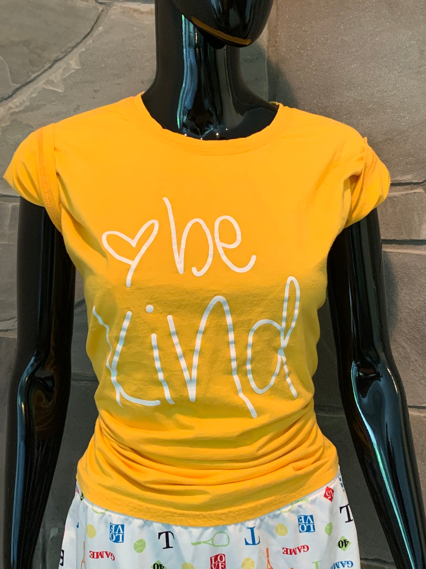 Be Kind Graphic T-shirt