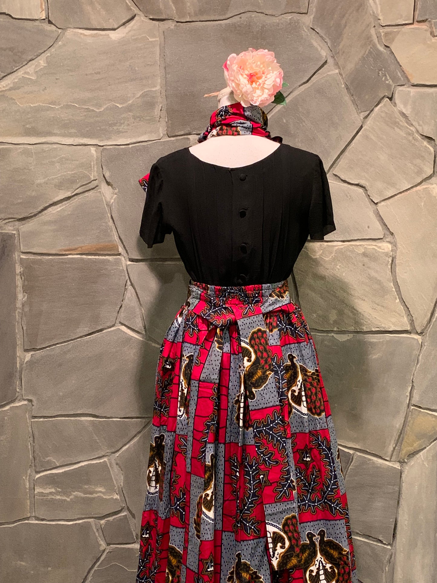 African Apparels Peacock Print Maxi Skirt and Head Wrap NWOT